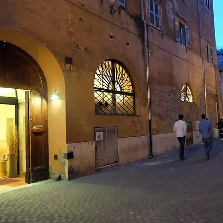 Casa Di Santa Francesca Romana a Ponte Rotto-2